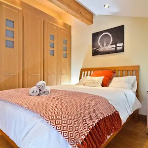 3* Pensión Thames View House Surrey Quays